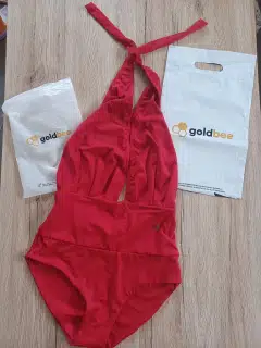 Goldbee jednodílné stahovací plavky