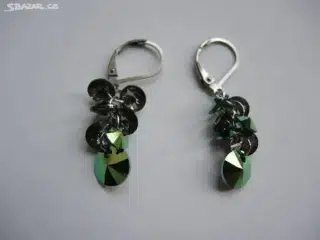 Náušnice hrozny Swarovski scarabeus green
