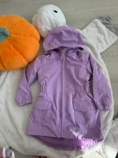 Fialová parka